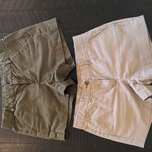 2 pairs of GAP shorts